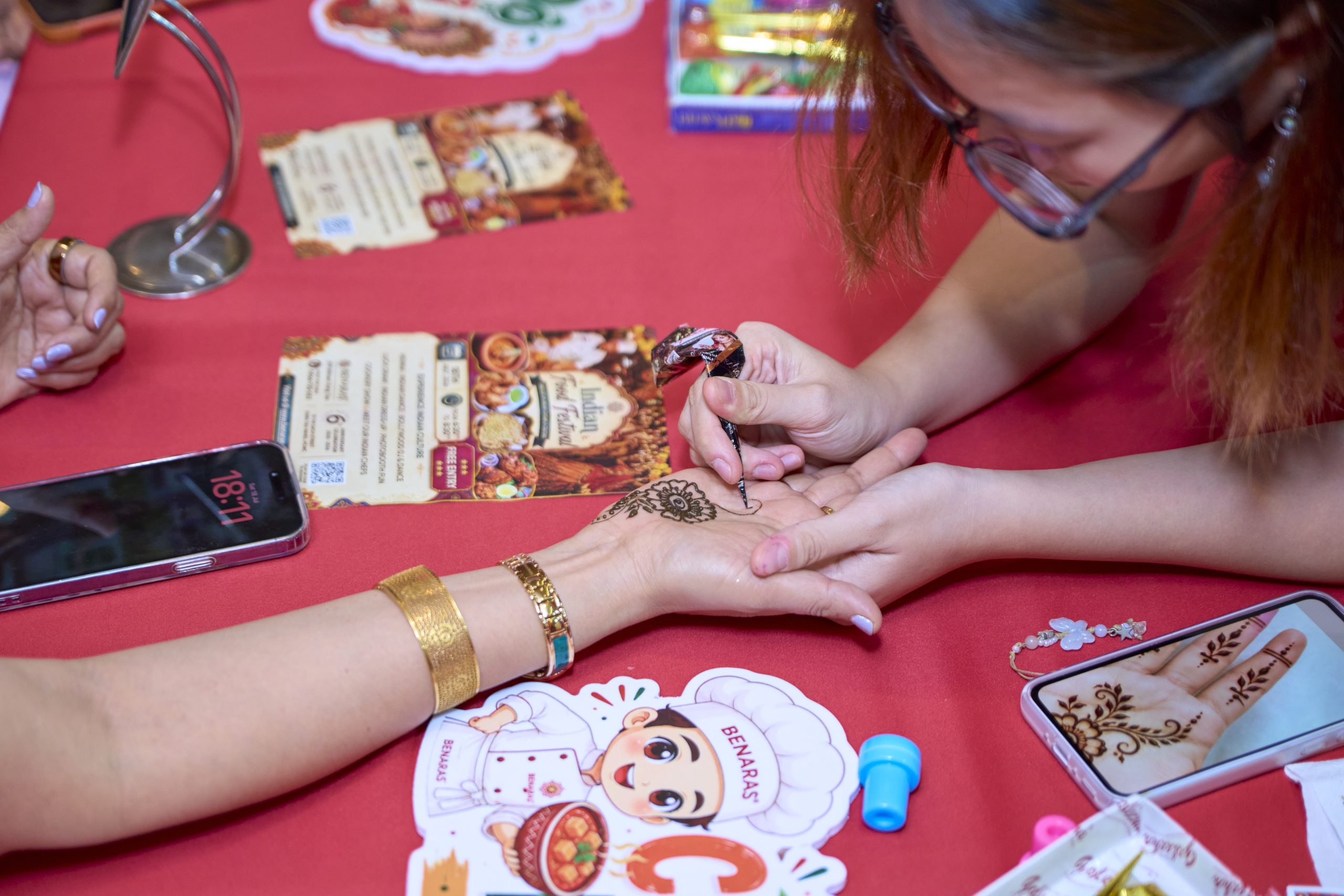 Vẽ Henna truyền thống
